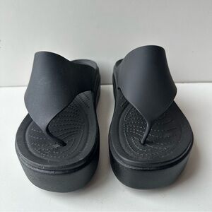 Crocs LiteRide Brooklyn Flip Platform Sandal Womens Size 8 Black